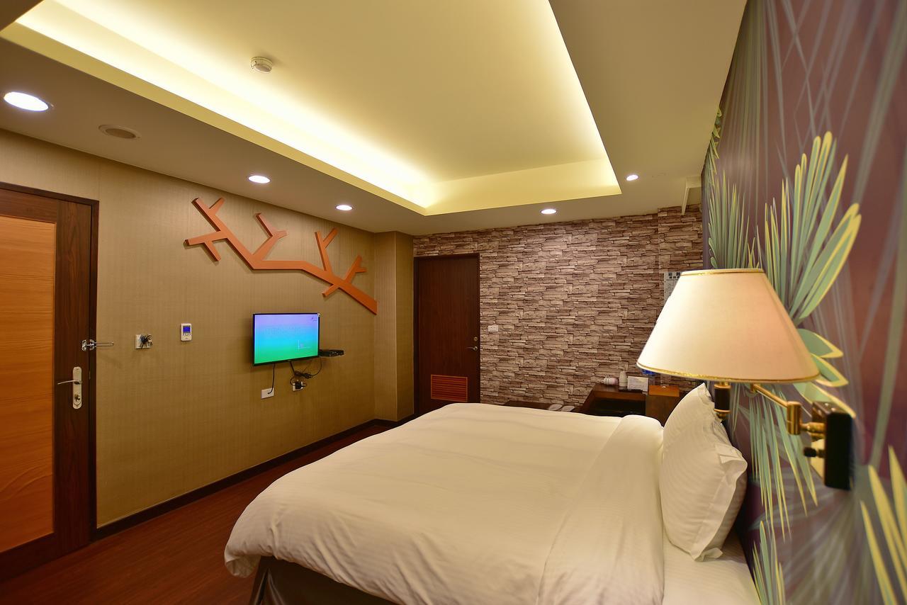 Ruocing Hot Spring Hotel Jiaoxi Esterno foto